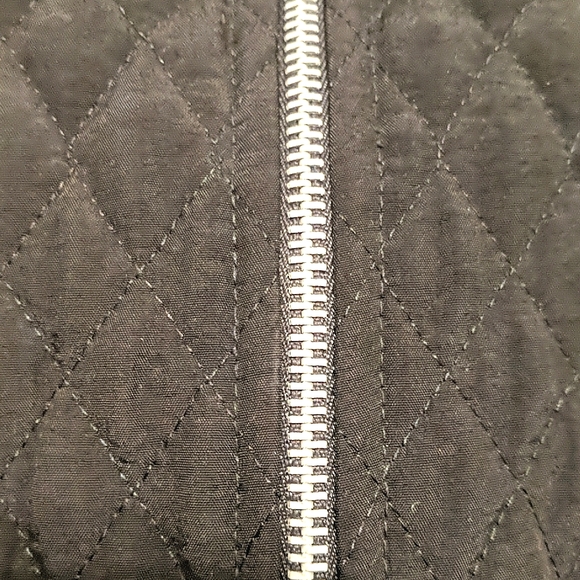 XOXO - Picture 3 of 4